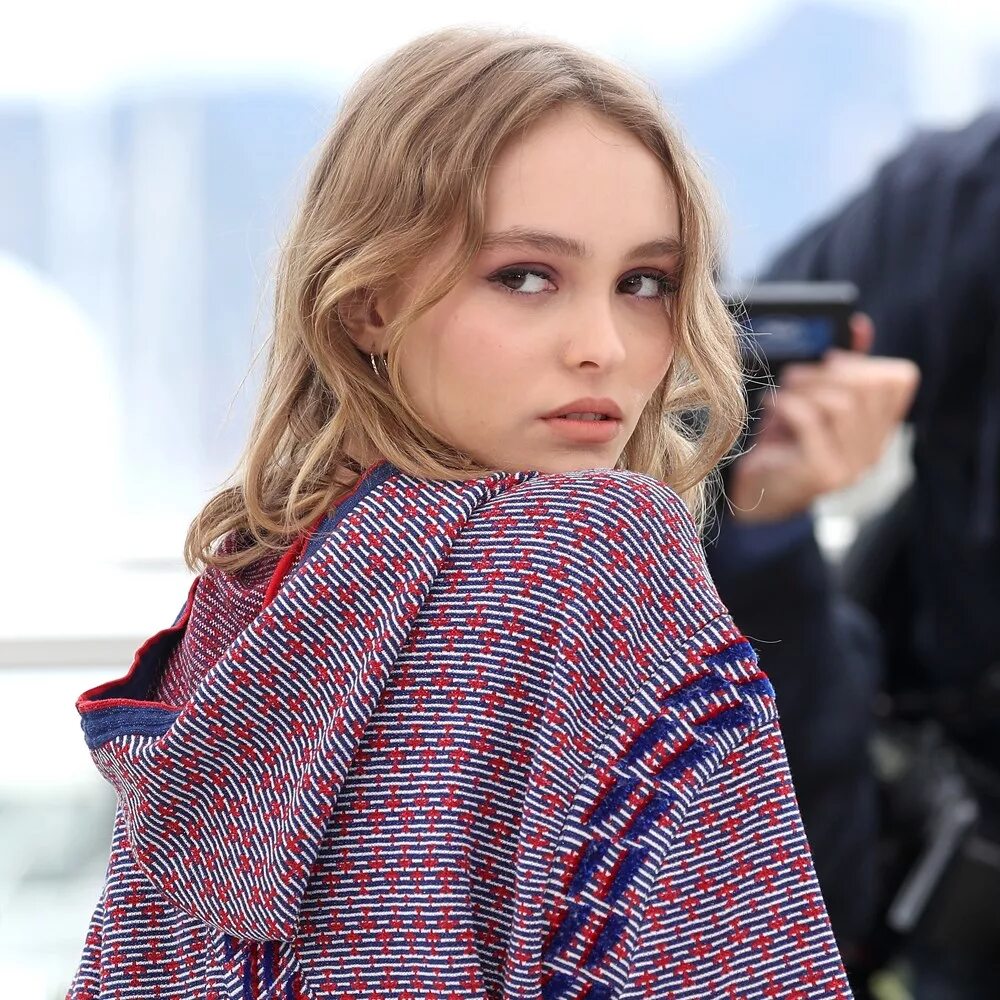 Rose depp freak. Lily rose depp.