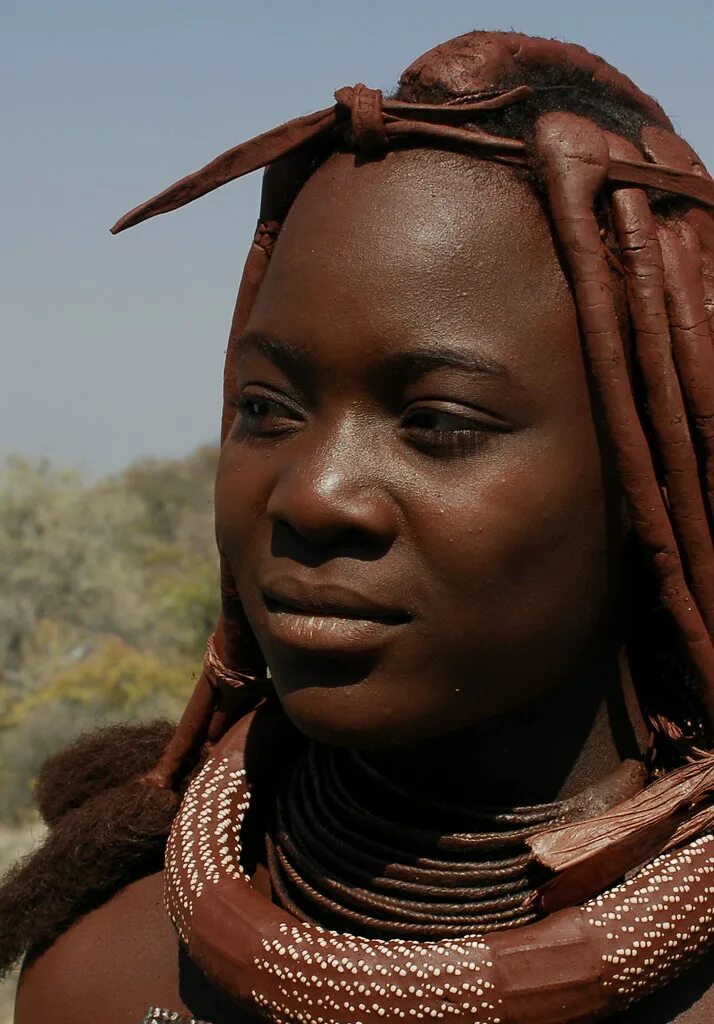 Племя Химба. Племя Химба грудь. Химба Намибия девственницы. Химба оперная певица.