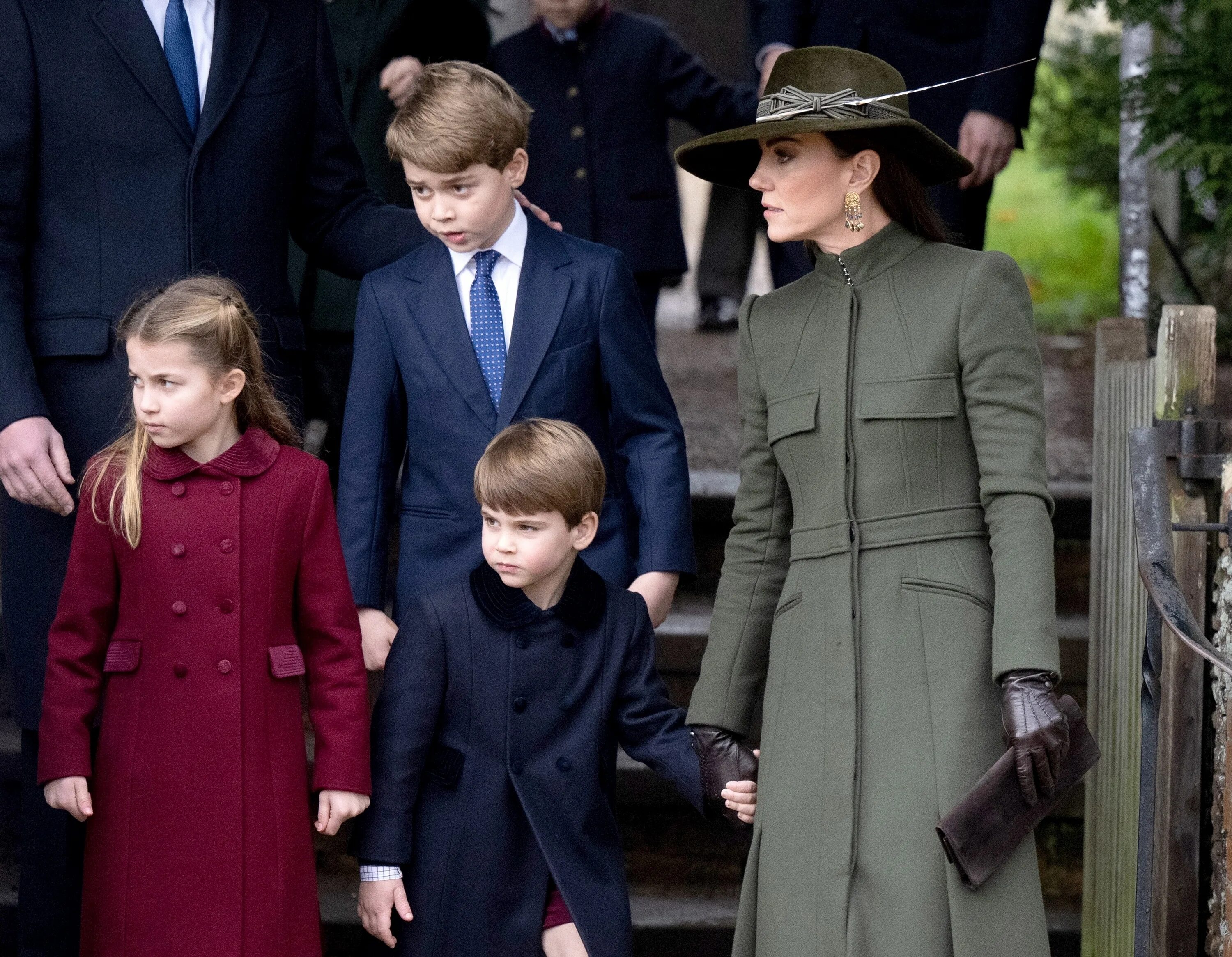 Фото детей кейт миддлтон и принца уильяма. Принц Джордж Уэльский 2023. Принц Уильям и Кейт Миддлтон. Принс сын Кейт Миддлтон. Принц Джордж Уэльский 2022.