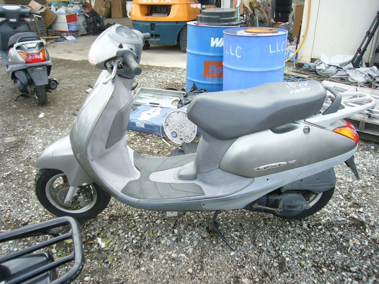 Honda lead 50. Скутер Honda lead 50. Хонда лид 50. Honda lead 50 2007.