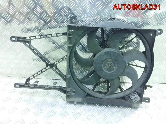 Опель зафира вентилятор охлаждения. Разъем на вентилятор опель zafira b. Разъем на вентилятор опель zafira b. Реле вентилятора кондиционера опель вектра. Вентилятора охлаждения опель вектра а.