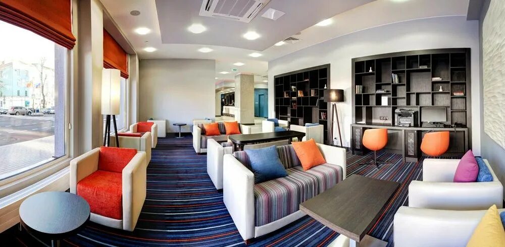 Holiday inn воронеж. Гостиница холидей инн экспресс в воронеже. Холидей воронеж. Холидей воронеж. Cosmos smart voronezh hotel.