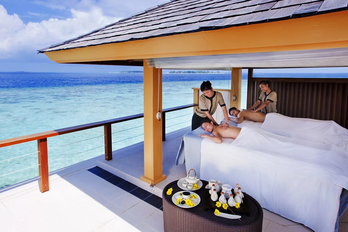 В каких странах можно отдохнуть. Мальдивы отель Ангсана Велавару. Angsana Resort Spa Velavaru Maldives 5. Angsana Velavaru 5 Мальдивы. Остров на Мальдивах Ангсана Велавару.