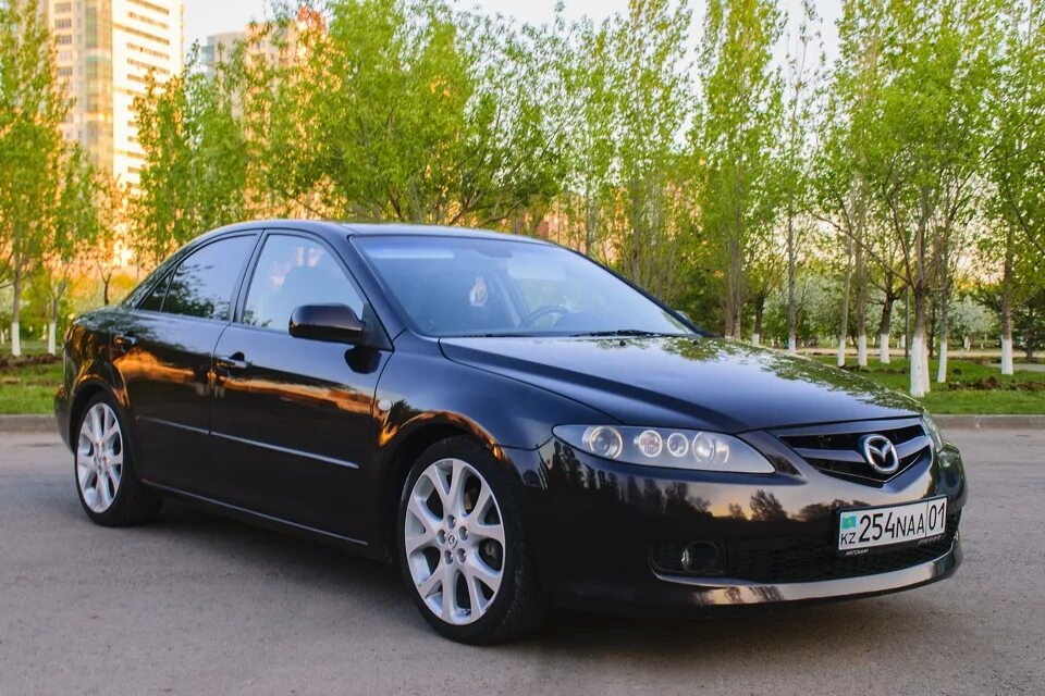 Купить б/у Mazda 6 I (GG) Рестайлинг 1.8 MT (120 л.с.) бензин механика в Пятигор