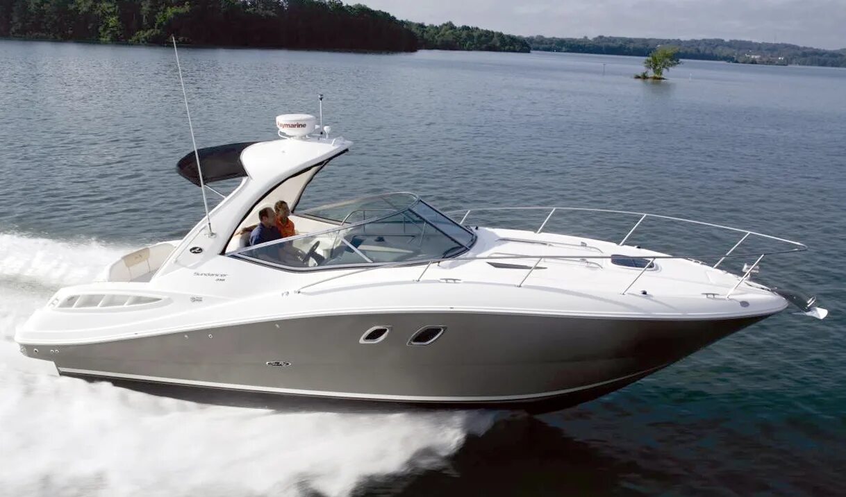 Катер имеющий. Sundancer 330. sea ray 325 sundancer. катер сиа рей 355. sea ray 325 sundancer 2007.