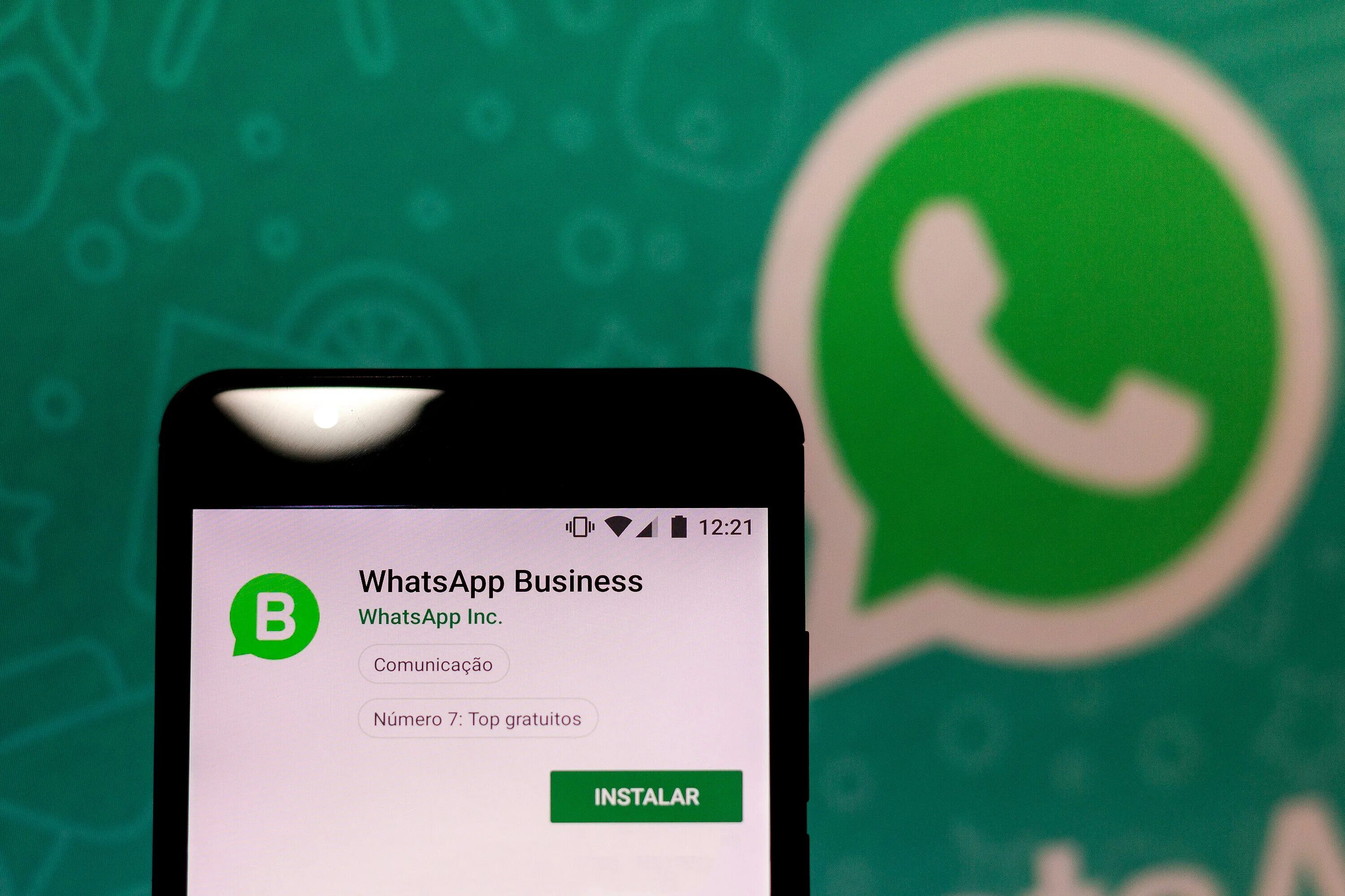 Вацап отложил. WHATSAPP бизнес. Ватсап Business. Business WHATSAPP фото. Иконка WHATSAPP Business.