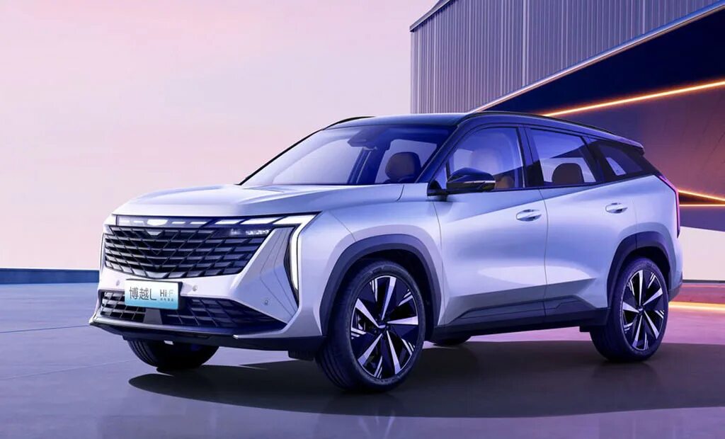 Atlas 2023. Geely Boyue 2022. Geely новый кроссовер 2022. Джили Колрейн 2022. Шевроле кроссовер 2022.