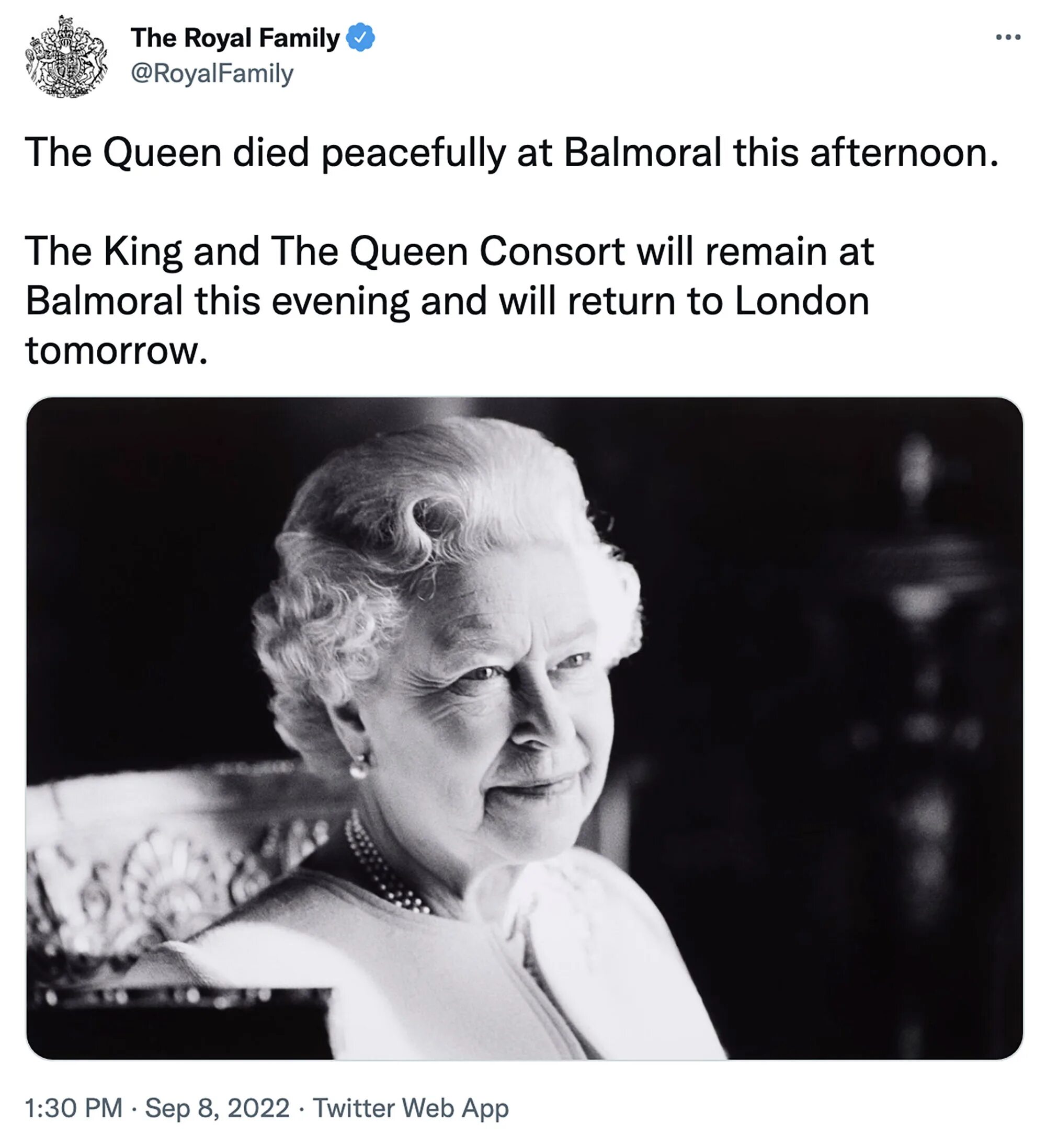 Queen is dying. Смерть королевы елизаветы 2. Queen is dying. Queen is dying. Обложка time с елизаветой.