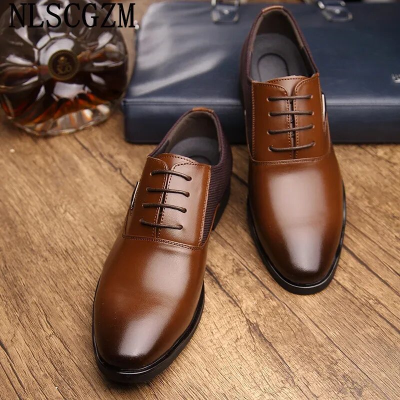 Best men shoes. Shoes catalogue cover. Men shoes. Leisure travel shoes. Мужские туфли с металлическими мысами.