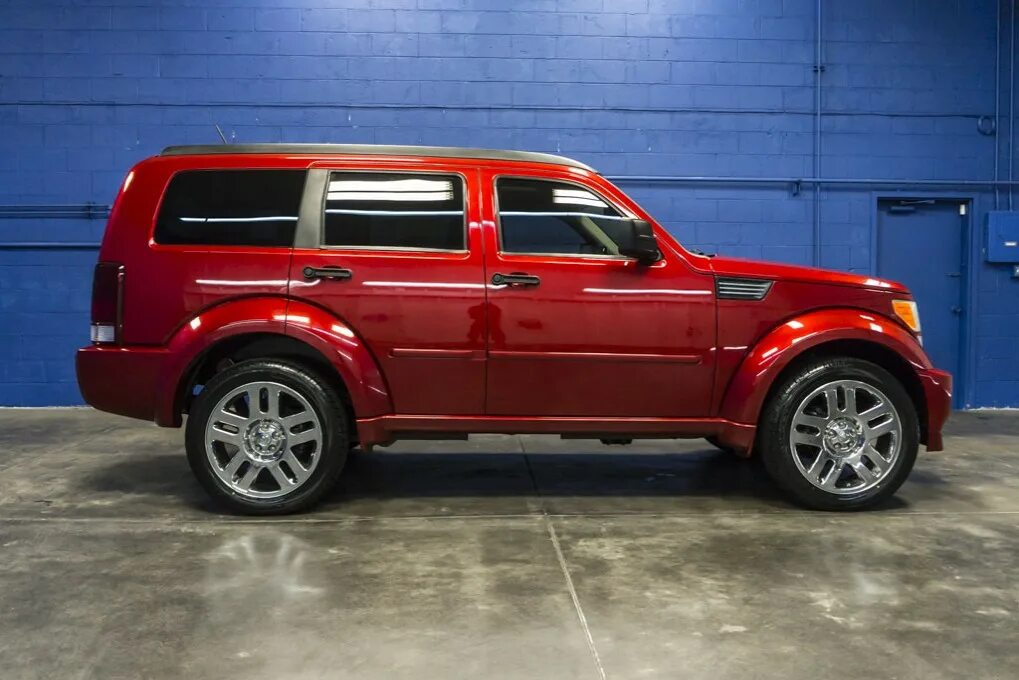 Dodge nitro. Dodge Nitro RT. Dodge Nitro лифт. Dodge Nitro Lifted. Додж нитро лифт подвески.