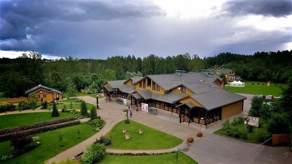 Великий новгород). Селигер 2022. Николо-дворищенский собор ярославово дворище. Новгородский кремль великий новгород. Амакс отель новгород.