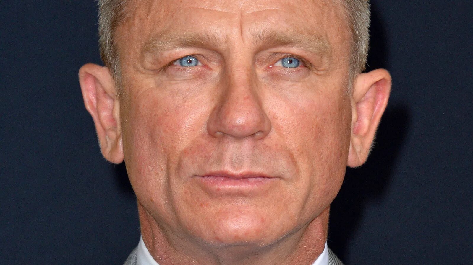Дэниел крейг постарел. Крейг сейчас. Дэниел крейг сейчас 2023. Daniel craig. Крейг сейчас.