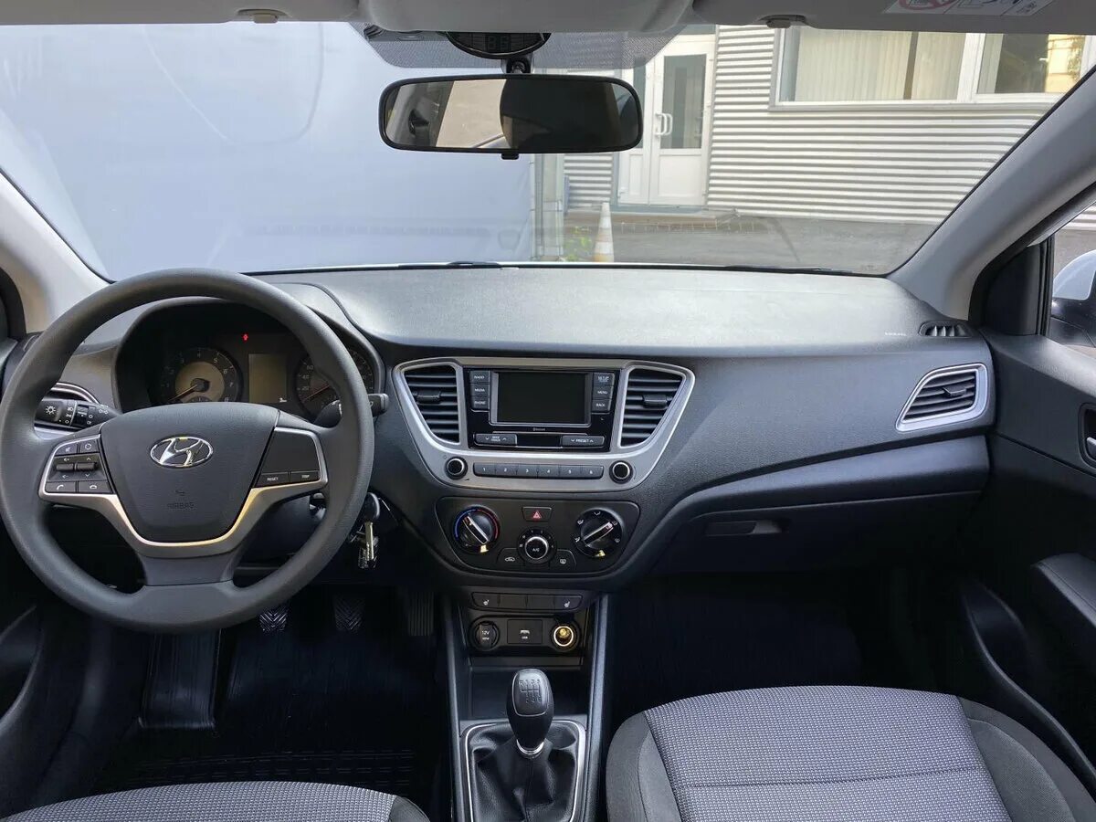 комплектация hyundai. хендай солярис 1. Hyundai solaris at active plus 2018. хёндай солярис 2016 комплектации. хендай солярис комплектация актив.