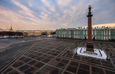 Дворец на дворцовой площади