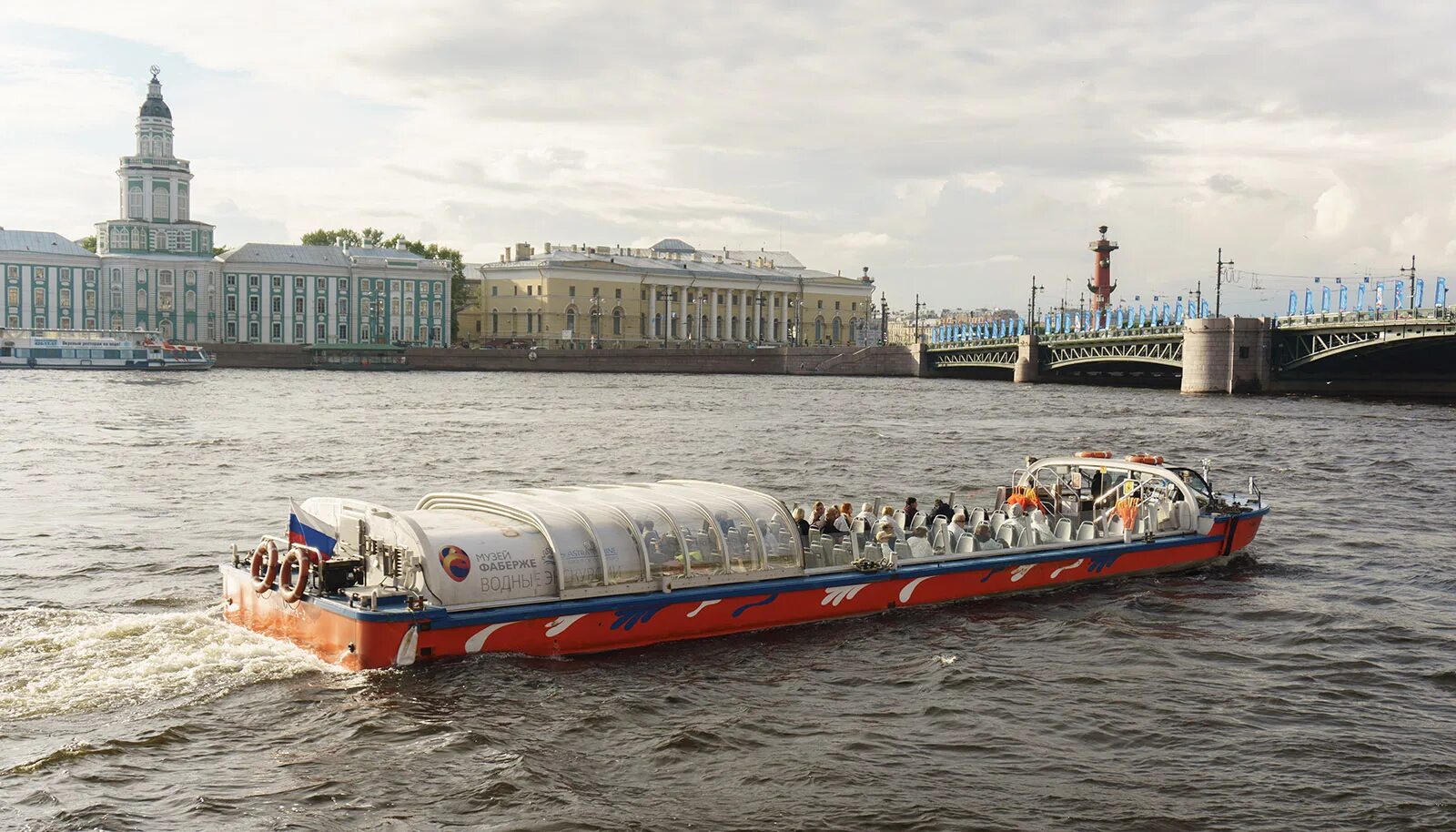 Сайт судов санкт петербург. Пальмира 2 теплоход санкт-петербург. теплоход кабриолет пальмира санкт-петербург. пальмира теплоход спб. теплоход кабриолет пальмира.