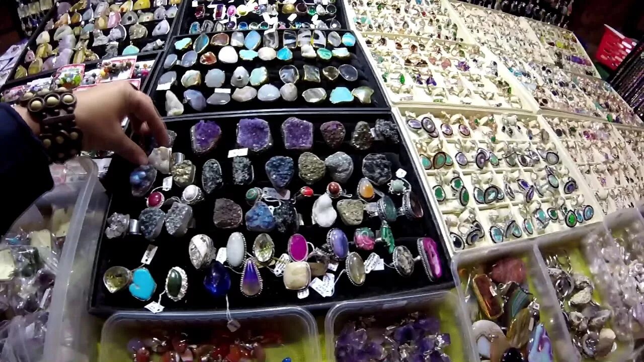 Выставка камней екатеринбург 2022. Выставка камней уралмаш. Ярмарка самоцветов екатеринбург. Каменная ярмарка уфа. Минерал шоу екатеринбург.