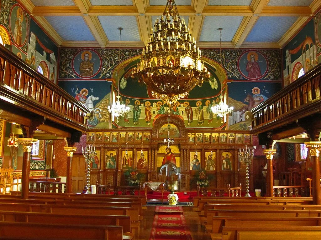 Брутальный священник. Русский православный храм. Христианство церковь. Иконостасы православных храмов. Lyasyaa converted to the orthodox church.