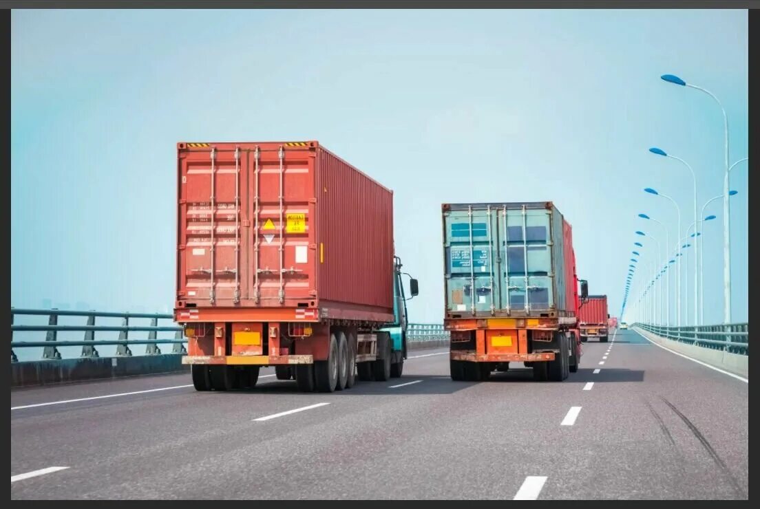 Volvo 500 негабарит. Погрузка контейнеров. Контейнер на взлет. 20 футовый морской контейнер. Логистика самолет.