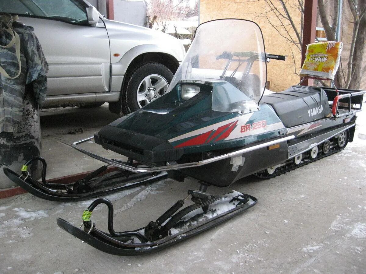 Снегоход yamaha bravo 250 t. Снегоход yamaha bravo 250. Yamaha bravo 250. Снегоход yamaha bravo 250. Снегоход ямаха br 250 т.