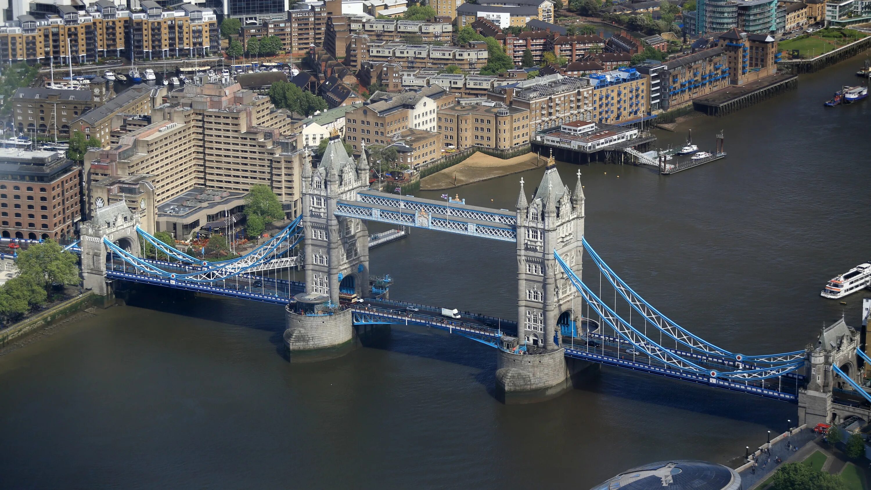 Мост Тауэр в Лондоне. Тауэрский мост мосты Лондона. Мост ТОВЕР бридж. Тауренский мост Лондон.