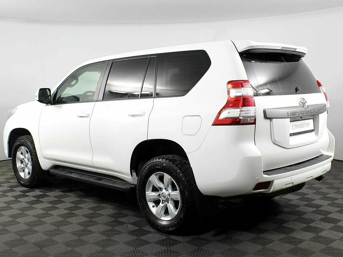 Тойота лэн кузер прадо 150. Toyota land cruiser prado 2013. Toyota land cruiser prado 150. Тойота лендпркзер прпдо 150. Тойота ленд крузер прадо 150.