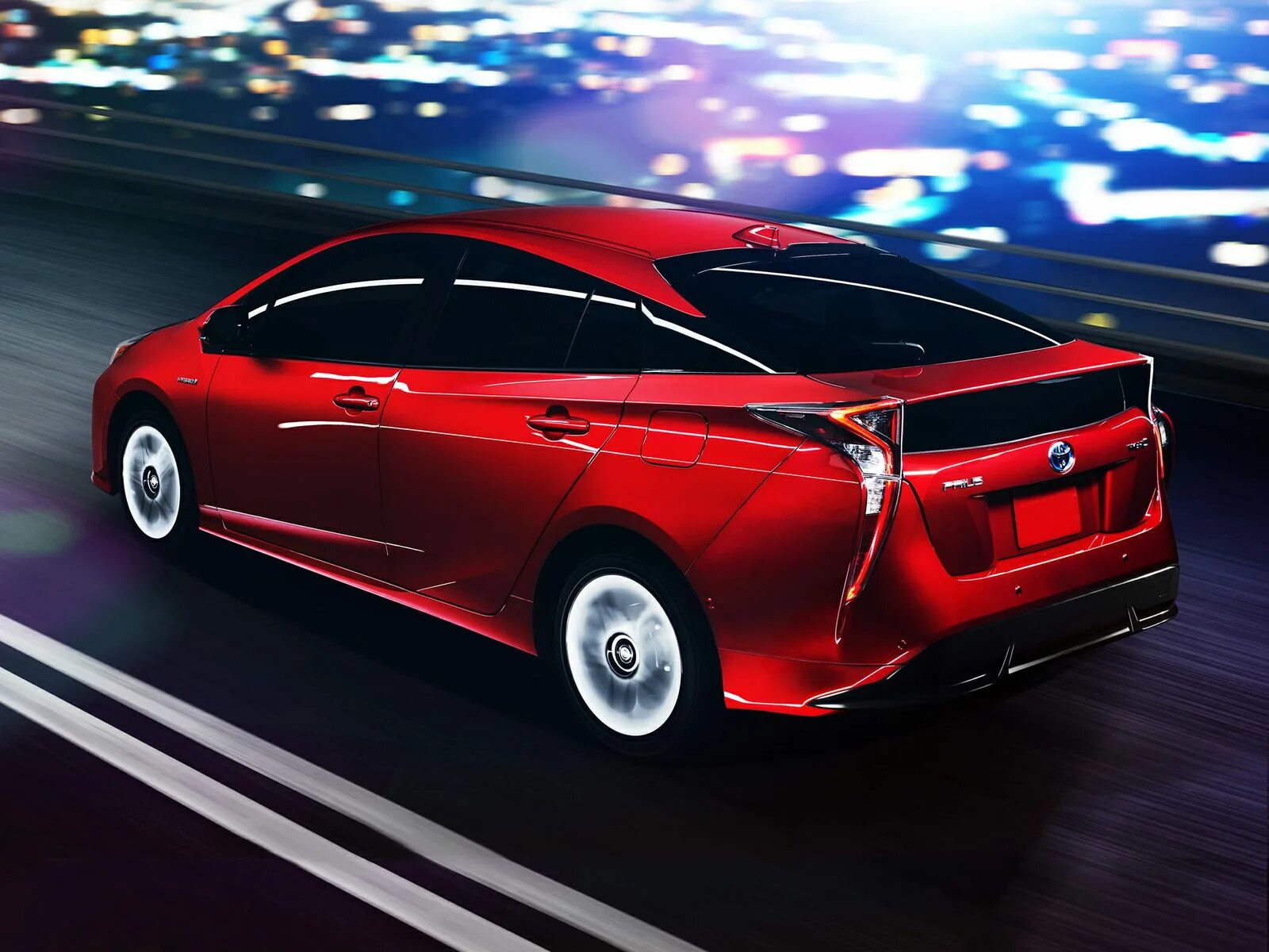 Какие машины гибриды. Toyota Приус 2016. Prius Plus 2020. Toyota Prius 2016 New model. Тойота Приус гибрид 2016.