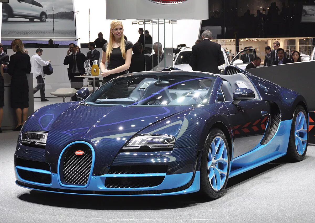 Bugatti производитель. Bugatti Veyron Grand Sport Vitesse 2012. Bugatti Grand Sport Vitesse. Bugatti Veyron Grand Sport Vitesse. Бугатти Вейрон новая.