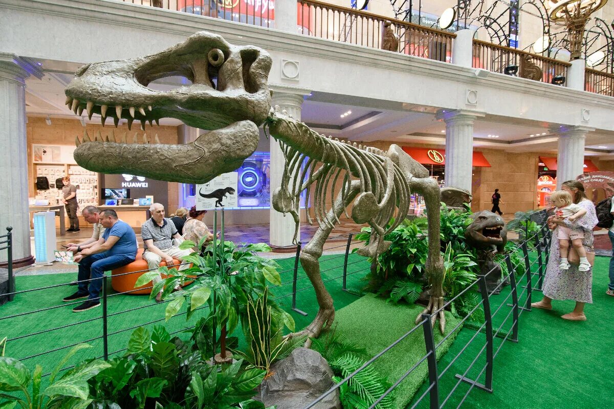 золотой вавилон динозавры. цдм динозавры на каникулах. цдм на лубянке динозавр. парк динозавров. каникулы с динозаврами.