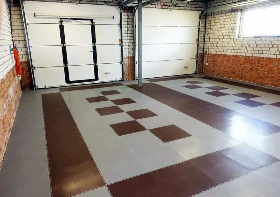 Какой пол в гараже. Клинкерная плитка для гаража на пол. Плитка для производственных помещений 500х500. Модульные полы для гаража. Плитка напольная для гаража.