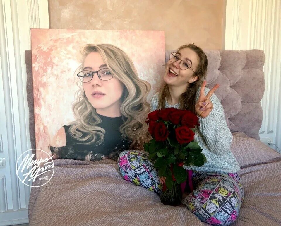 Монро арт студия. Студия портретов монро арт абакан официальный. Монро арт портреты на холсте. Монро арт студия портретов киров. Монро арт студия портретов.