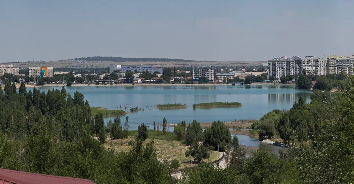 Вода сайрана уфа. Сайран Сибай база отдыха. Озеро Сайран в Алматы. Сайран Бишкек. Сайран озера 1993 году.