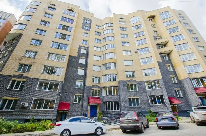 Комсомольский проспект 19 сургут. Комсомольский 13 фото. Комсомольской новосибирск. Комсомольский 13 фото. Сургут проспект комсомольский 44/1.