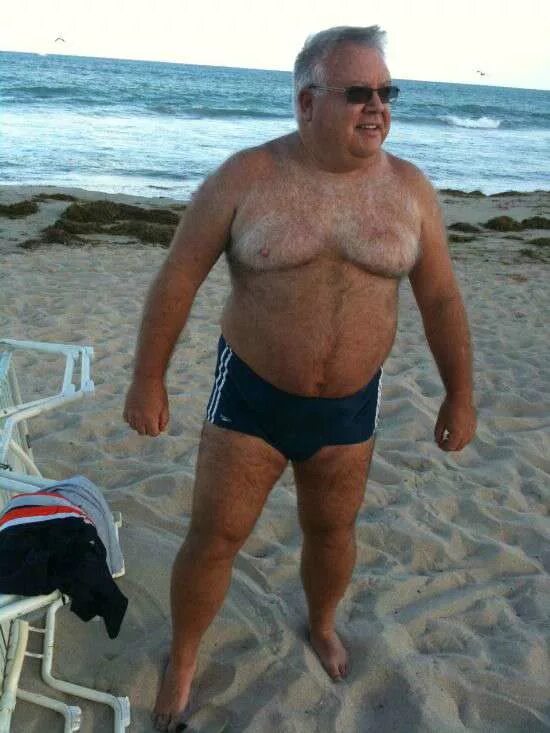 Old man daddy. Тучный пожилой мужчина. турецкий daddy bear.