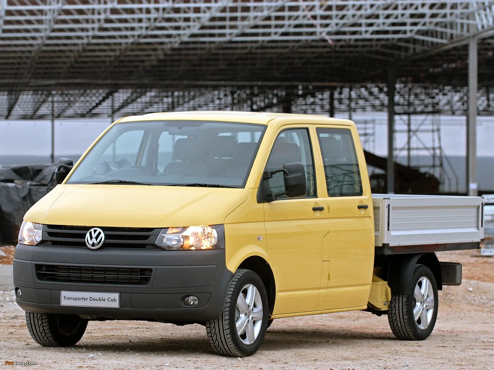 Купить фольксваген транспортер 5. Фольксваген Transporter t5. Volkswagen Transporter t5 фермер. Volkswagen Transporter t5 Рестайлинг. Фольксваген Транспортер 2.