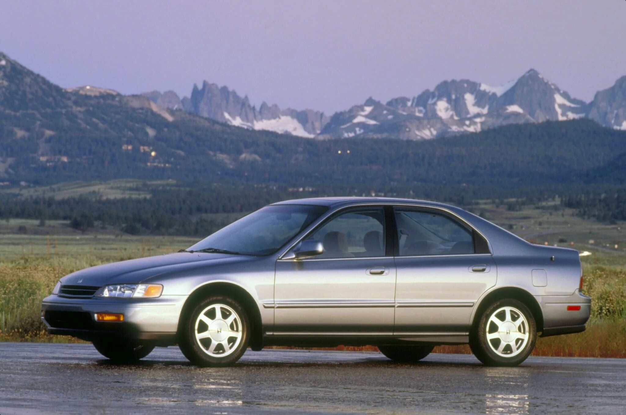 Honda Accord седан 1994. Honda Accord 1993. Хонда Аккорд 5. Хонда Аккорд 5 1993. Старые honda