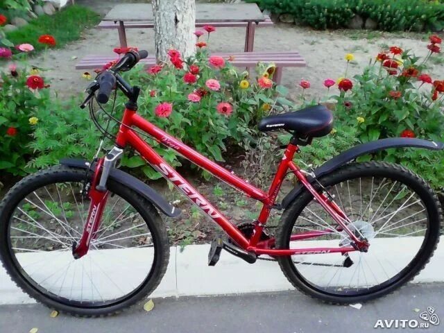 Авито купить велосипед бу женский. Стерн Вега велосипед красный.