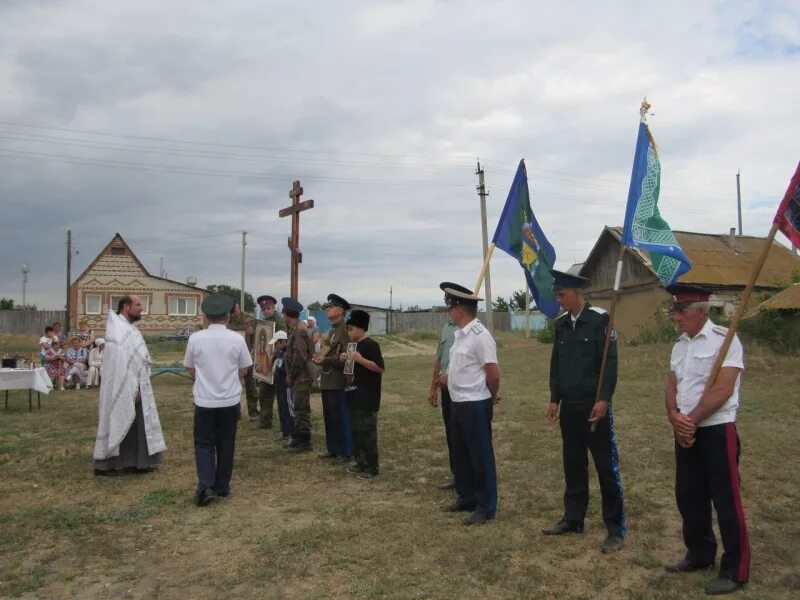 Елшанка озеро самарская область. Дрг в соль илецком районе. Дрг в соль илецком районе. Оренбургская область поселок маятское школа. Арбузы соль илецк.