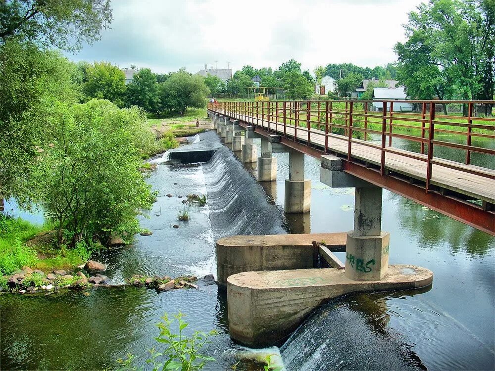 Новости коростень телеграмм. Новости коростень телеграмм. Коростень стадион локомотив. Коростень житомирская. Коростень город 2021.
