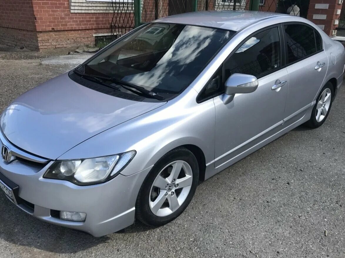 Honda Civic 2008 серый. Honda Civic 2008 серебристый. Хонда Цивик 2008 серебристый. Хонда Цивик 2008 седан серый. Купить цивик 2008 года