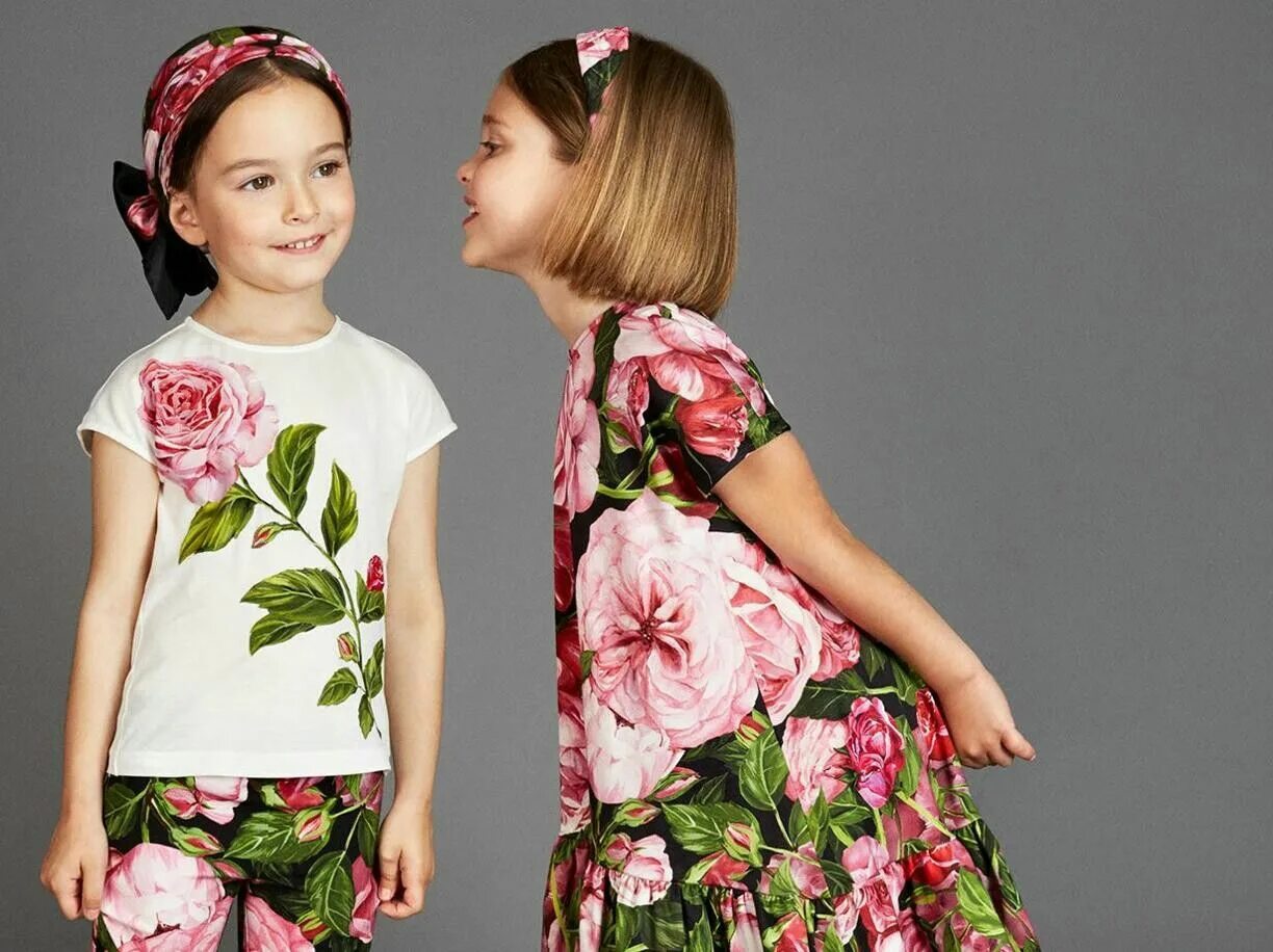 Стильная одежда для девочек. Дольче габбана одежда 2022. Стильное модное платье на девочку. Модные девочки. Детская мода дольче габбана осень-зима 2020-2021.