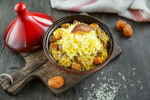 Азербайджанский плов с курицей и сухофруктами