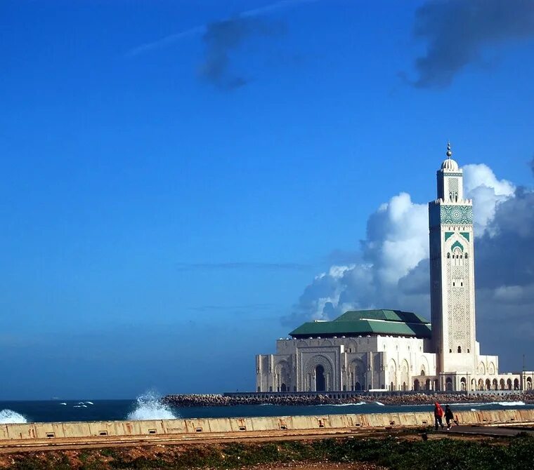 Город касабланка. Касабланка город в Марокко. Касабланка (Марокко) города Марокко. Мечеть Хасана Марокко. Столица Марокко Касабланка.