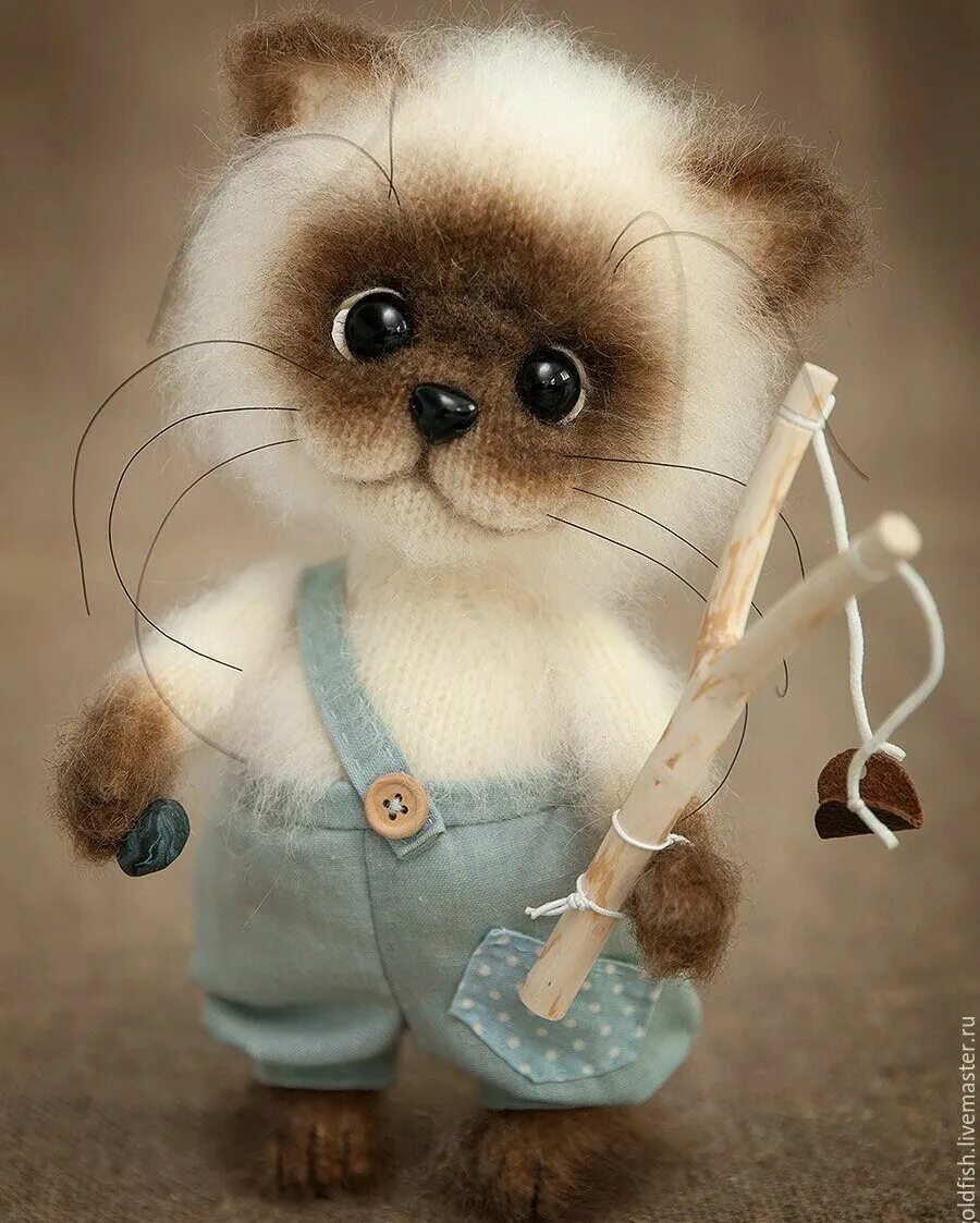 Игрушки santaniel inari foxes. Милые существа. Милые монстрики от santani. Необычные авторские игрушки. Кристина шаблина игрушки.