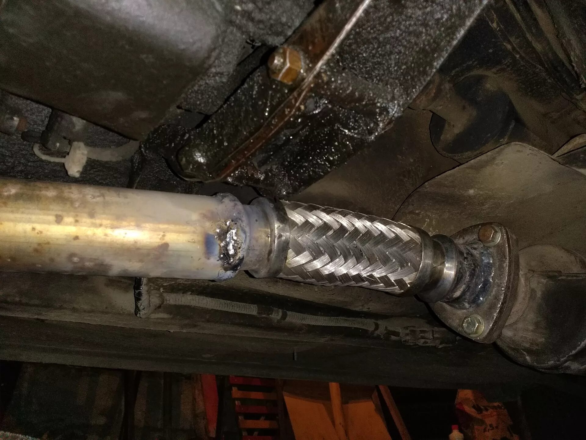 Гофра глушителя лада 2114. Гофра глушителя лада 2114. Гофра глушителя ваз 2104 инжектор. Лада ваз 2114 глушитель гофра. Гофра глушителя ваз 2115.