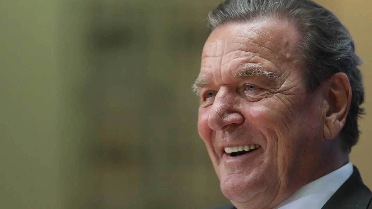 Г шредер. Герхард шрёдер канцлер. Герхард шрёдер. Герхард шрёдер фото. Герхард шрёдер канцлер.