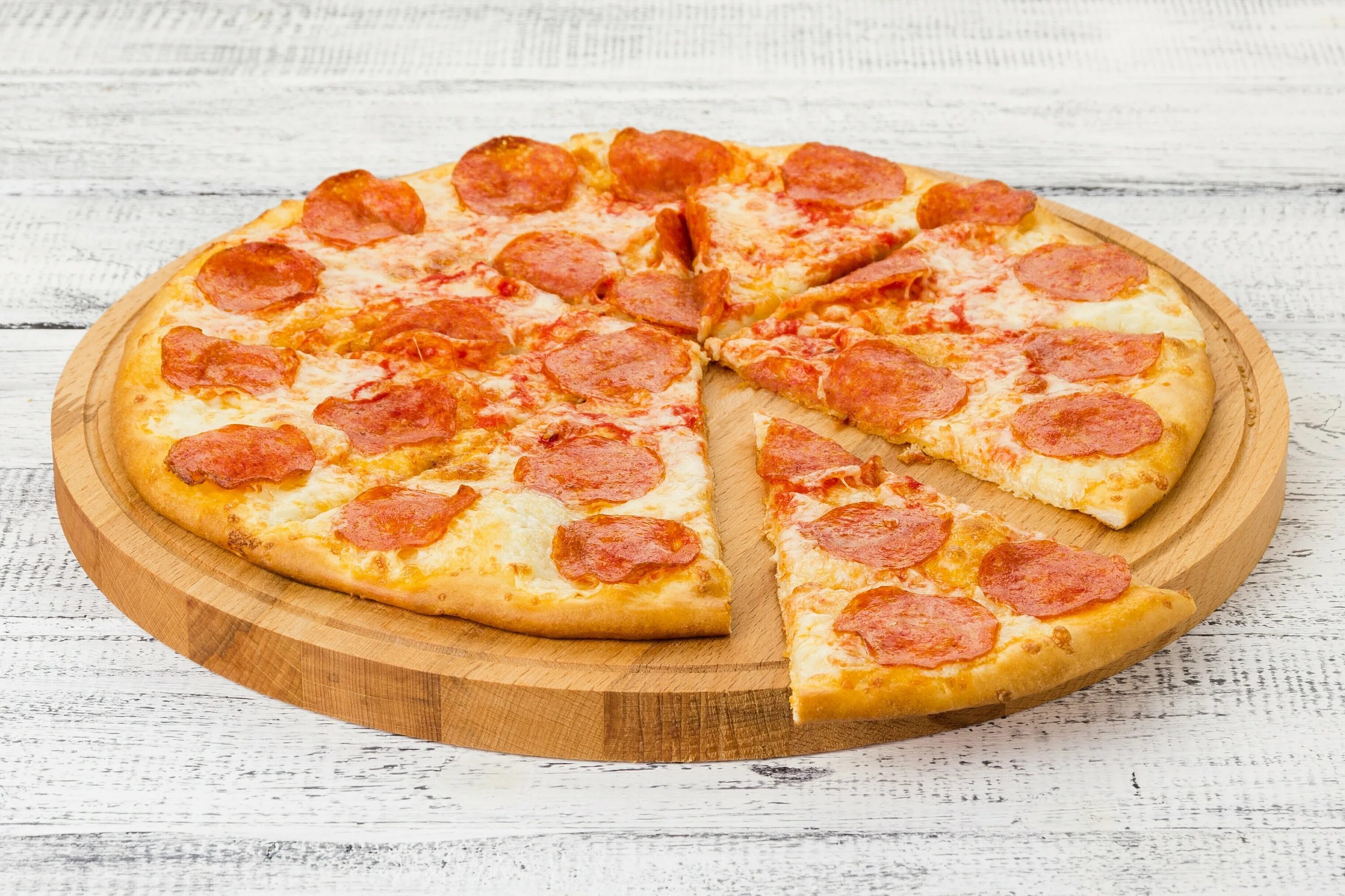 Пицца пепперони. Блюдо под пиццу. Пицца пепперони. Пепперони отзывы. Пепе пицца.