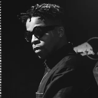 Azizi gibson