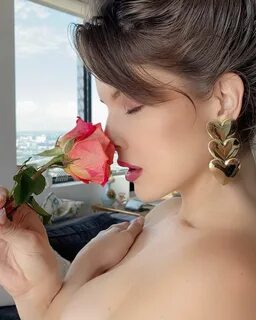 Amanda cernys hottest playboy moments captured on film