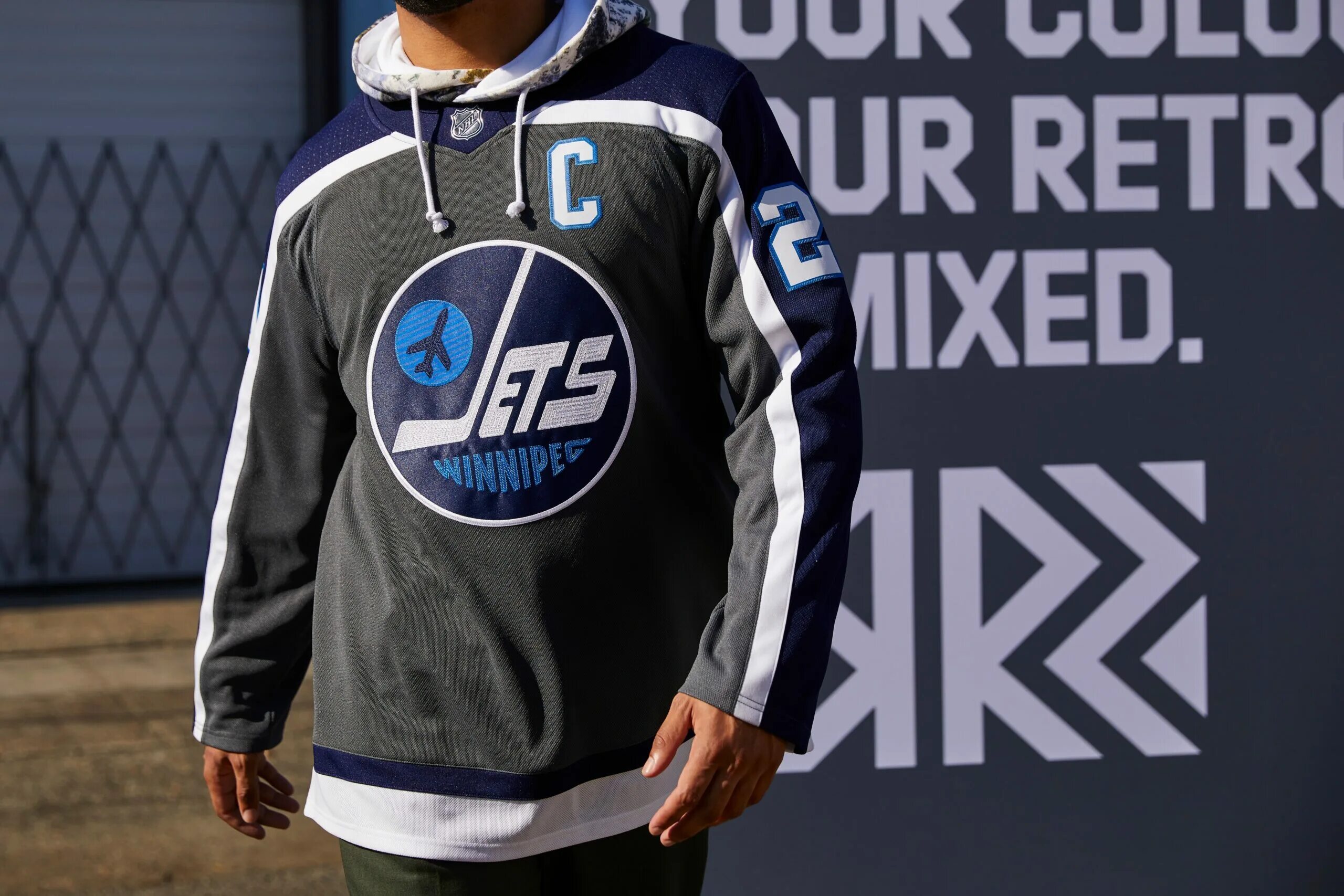 Reverse style. Виннипег джетс джерси. nhl retro jersey. виннипег джетс логотип. nhl reverse retro 2.0 формы.