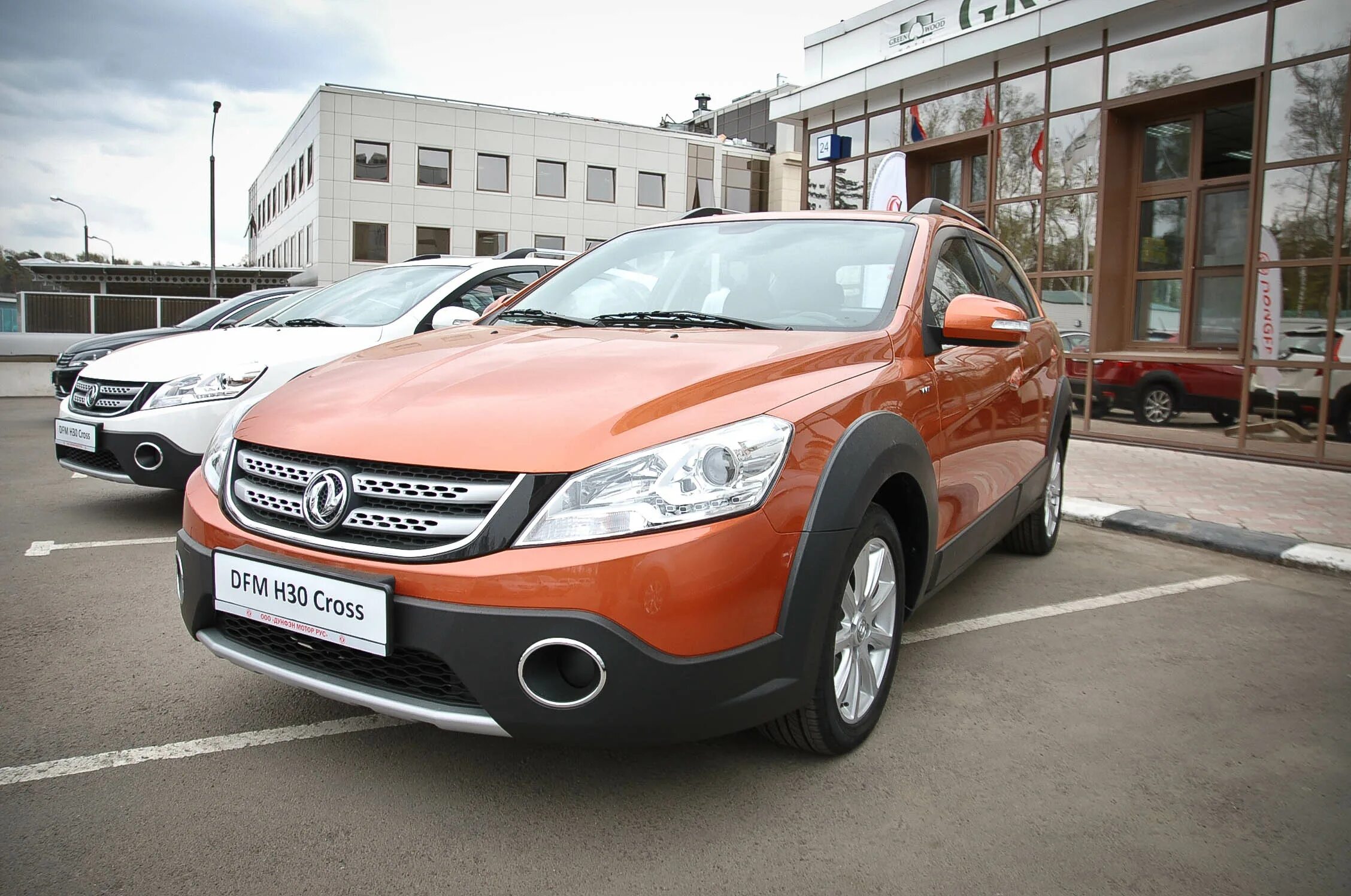 Донг Фенг h30. Донг Фенг h30 Cross. Донг Фенг h30 кросс. Dongfeng h30 Cross.